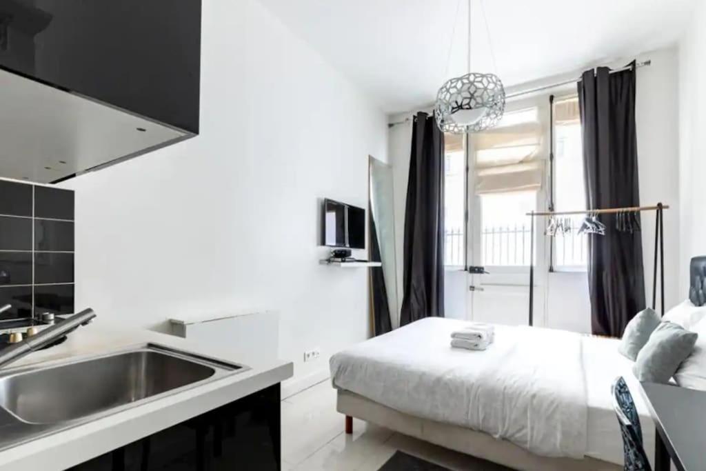 Canal St Martin : Charming Cosy Studio París Exterior foto
